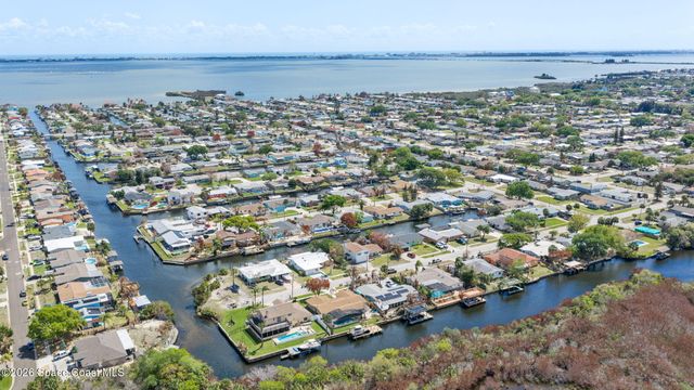 1570 Tarpon Street, Merritt Island, FL 32952