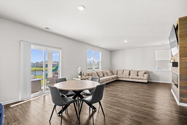916 Blue Point Dr., Myrtle Beach, SC 29588
