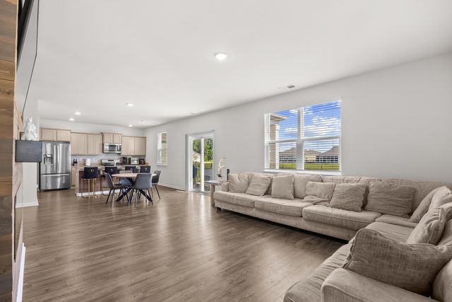 916 Blue Point Dr., Myrtle Beach, SC 29588