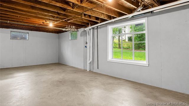 112 Cheryl Drive, New Albany, IN 47150