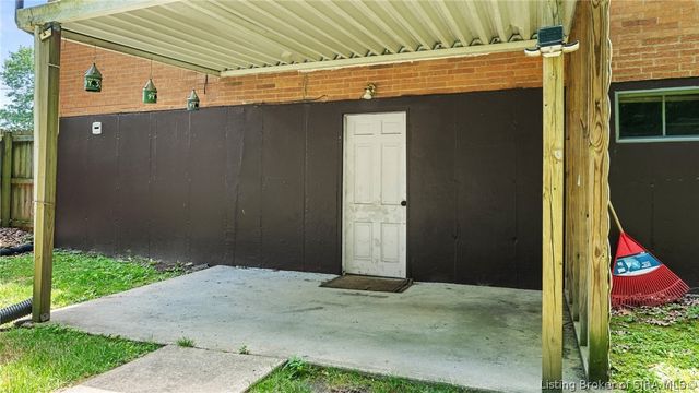 112 Cheryl Drive, New Albany, IN 47150