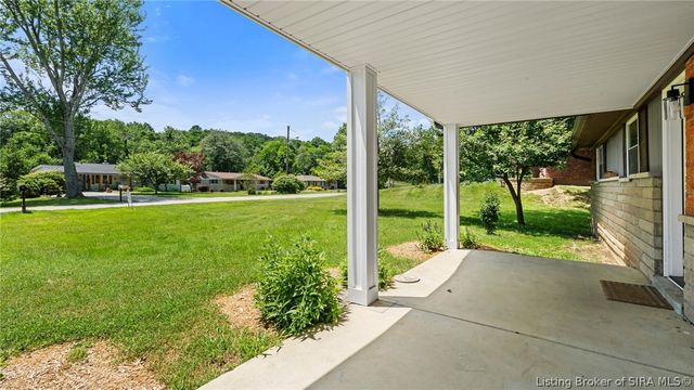 112 Cheryl Drive, New Albany, IN 47150