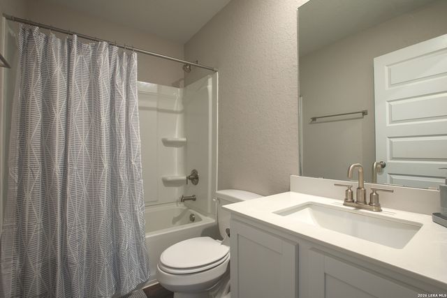5402 FREDERICK BLF, Von Ormy, TX 78073