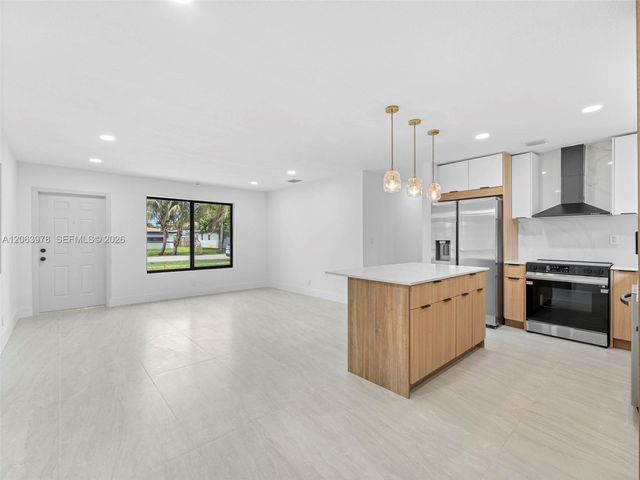 1055 Wyoming Avenue, Fort Lauderdale, FL 33312