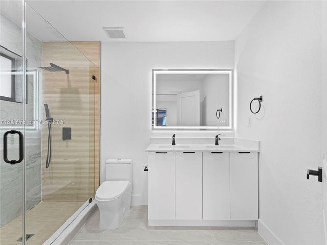 1055 Wyoming Avenue, Fort Lauderdale, FL 33312