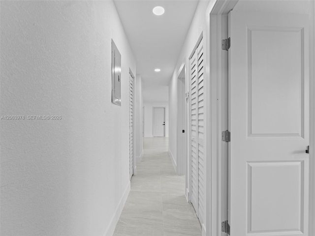 1055 Wyoming Avenue, Fort Lauderdale, FL 33312
