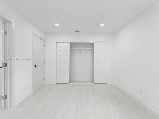 1055 Wyoming Avenue, Fort Lauderdale, FL 33312