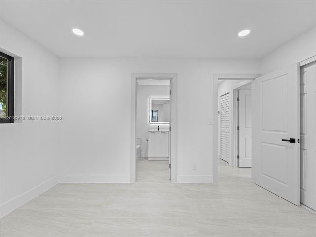 1055 Wyoming Avenue, Fort Lauderdale, FL 33312