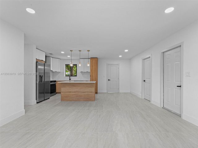 1055 Wyoming Avenue, Fort Lauderdale, FL 33312