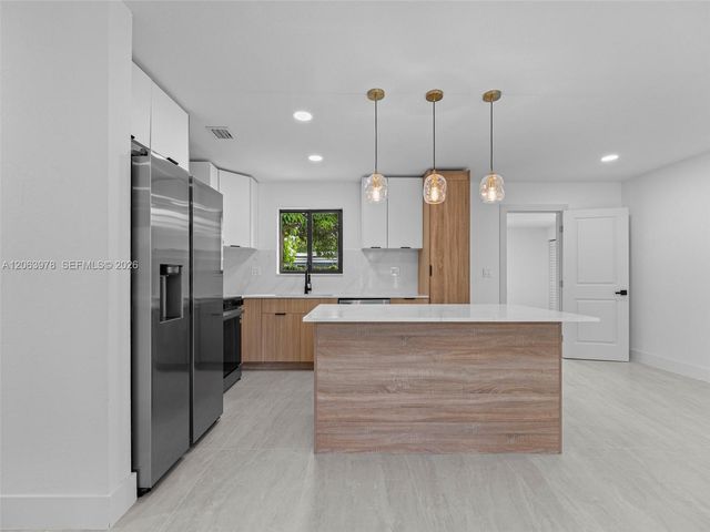 1055 Wyoming Avenue, Fort Lauderdale, FL 33312
