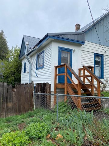 438 Washington Street, Klamath Falls, OR 97601