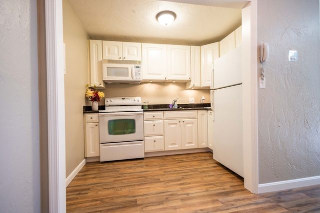 21 Erick Rd 16, Mansfield, MA 02048