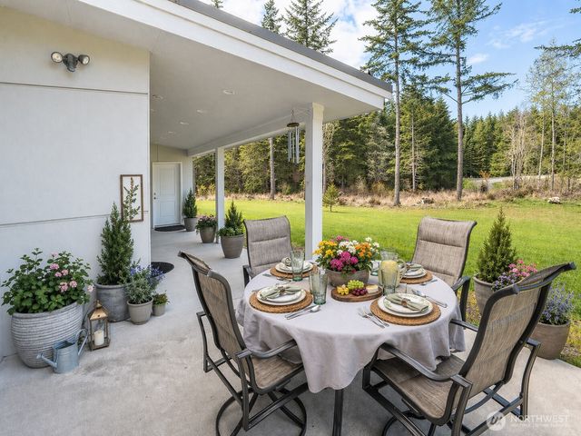 216 Huckleberry Hill Drive, Port Angeles, WA 98363