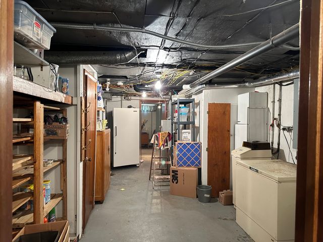 12855 Lawrence Road, Sterling, IL 61081