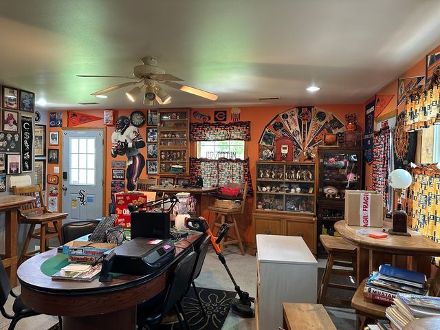 12855 Lawrence Road, Sterling, IL 61081