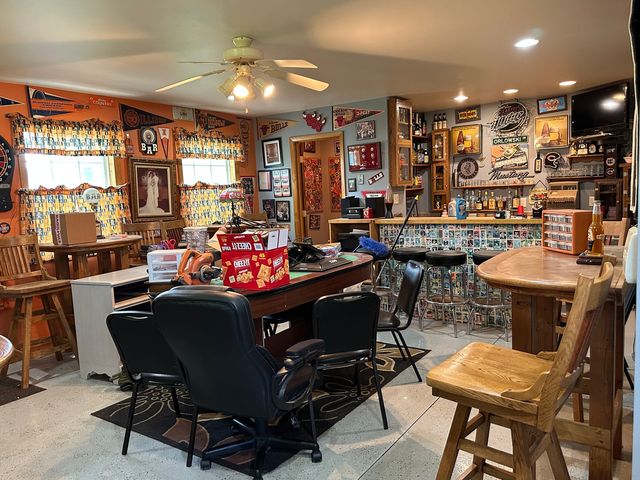 12855 Lawrence Road, Sterling, IL 61081