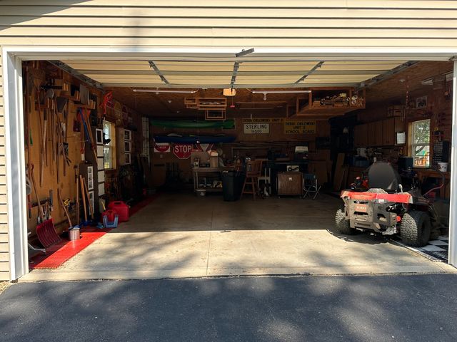 12855 Lawrence Road, Sterling, IL 61081