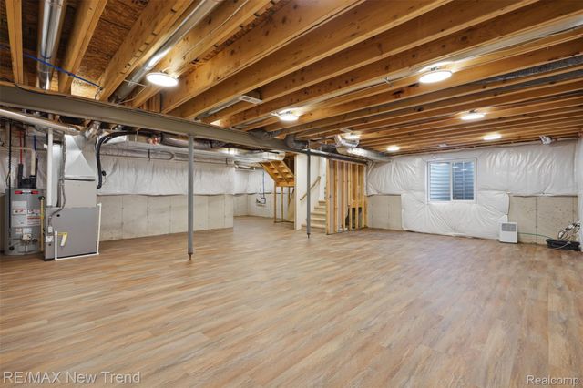 203 Mountain View Lane, Milford Village, MI 48381