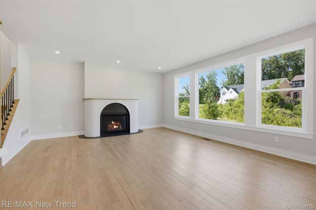 203 Mountain View Lane, Milford Village, MI 48381