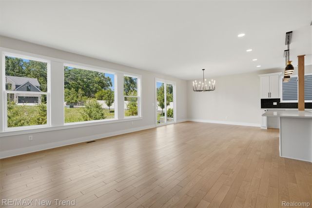 203 Mountain View Lane, Milford Village, MI 48381