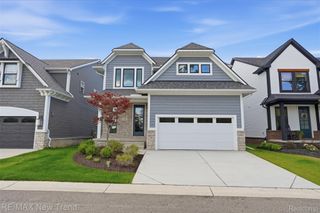 203 Mountain View Lane, Milford Village, MI 48381