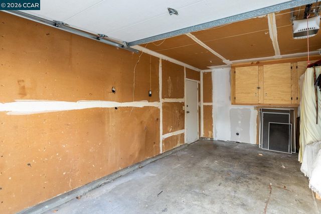 1033 Mohr Ln D, Concord, CA 94518