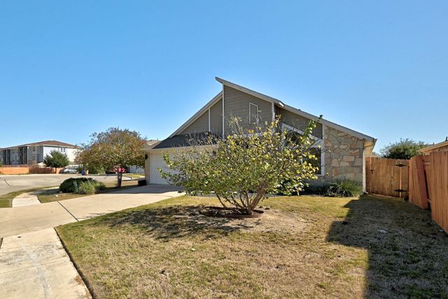7013 Brick Slope PATH, Austin, TX 78744
