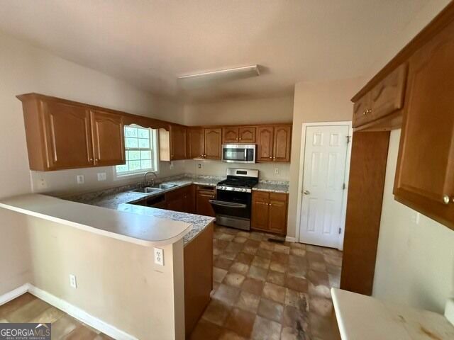 2318 Bluff Creek Overlook, Douglasville, GA 30135