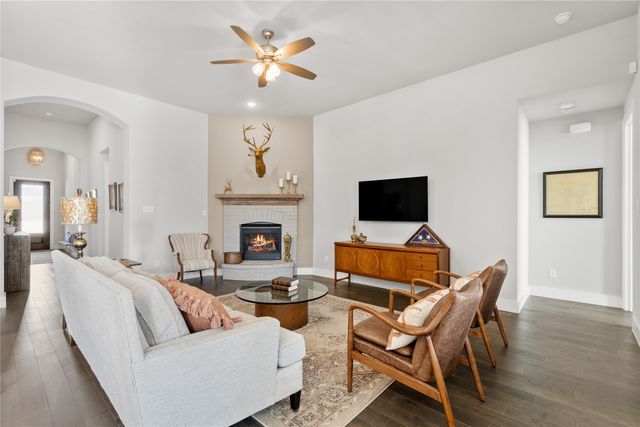 2813 Black Walnut Street, Mckinney, TX 75071