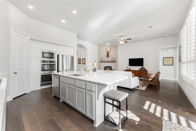 2813 Black Walnut Street, Mckinney, TX 75071