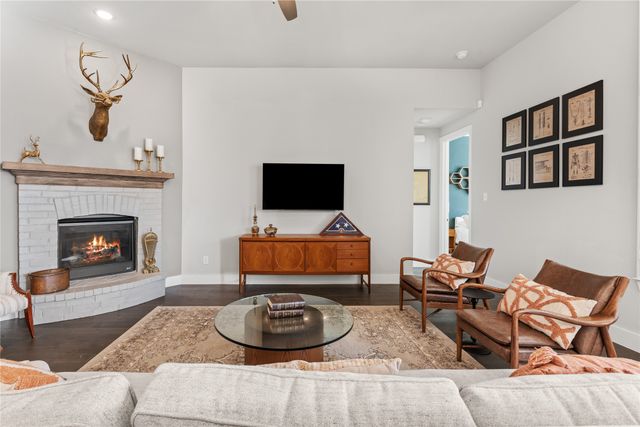2813 Black Walnut Street, Mckinney, TX 75071
