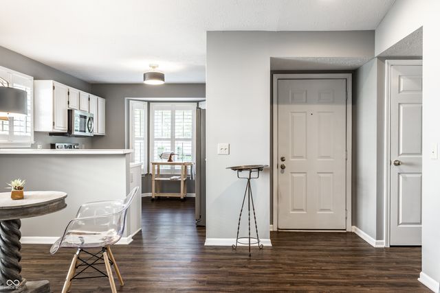 1159 Viburnum Drive, Indianapolis, IN 46260