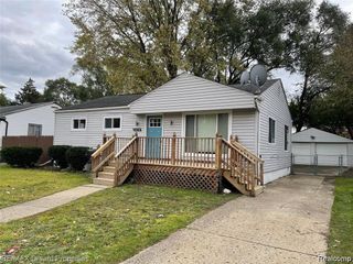 3424 TOEPFER Road, Warren, MI 48091