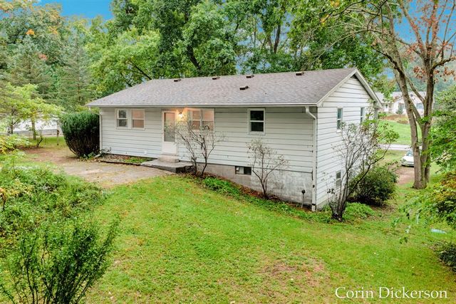 15313 Doster Road, Plainwell, MI 49080