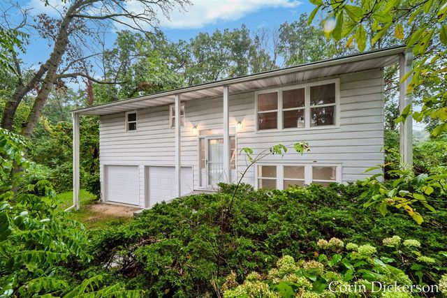 15313 Doster Road, Plainwell, MI 49080
