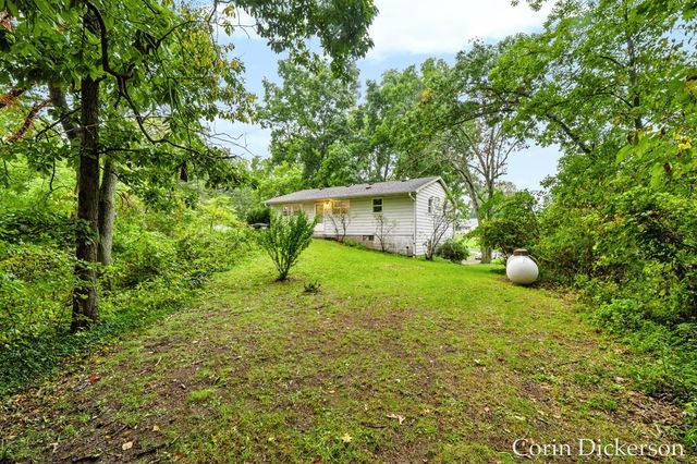 15313 Doster Road, Plainwell, MI 49080