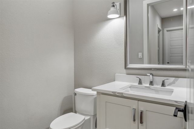 7580 Northlake Drive, Tyler, TX 75703