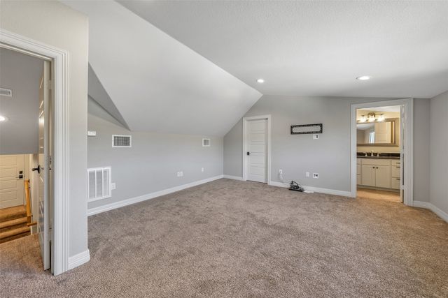 7580 Northlake Drive, Tyler, TX 75703