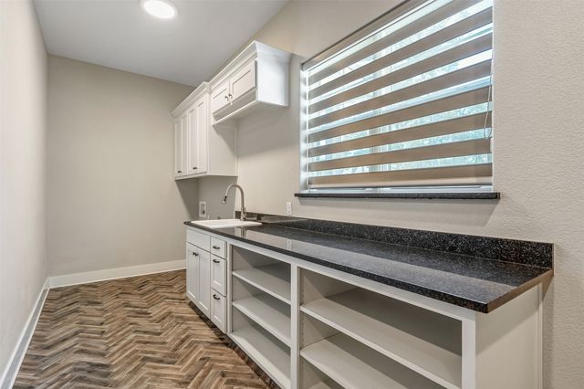 7580 Northlake Drive, Tyler, TX 75703