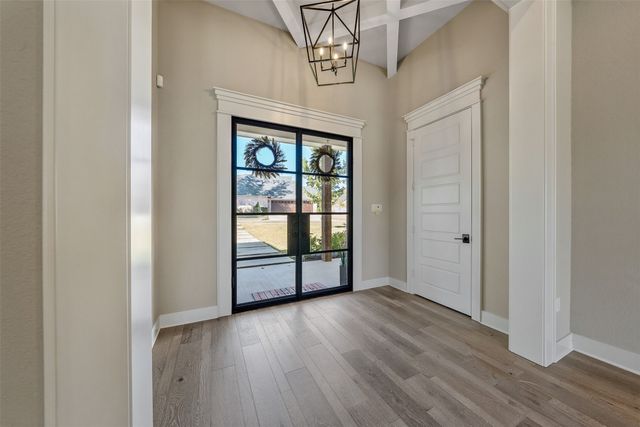 7580 Northlake Drive, Tyler, TX 75703