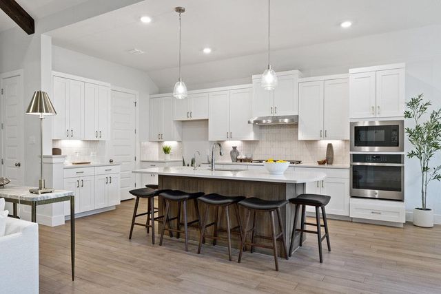 18705 Hopper LN, Austin, TX 78738