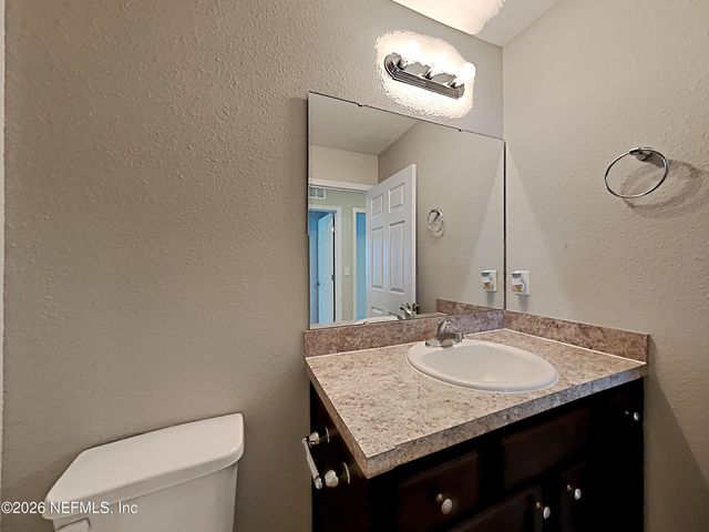 1384 SARAHS LANDING Drive, Jacksonville, FL 32221