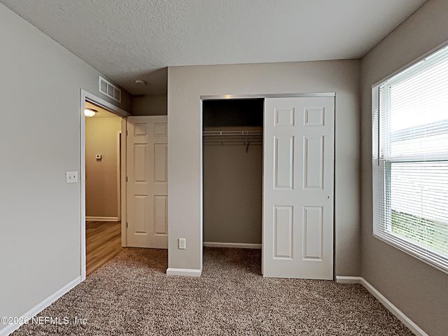 1384 SARAHS LANDING Drive, Jacksonville, FL 32221