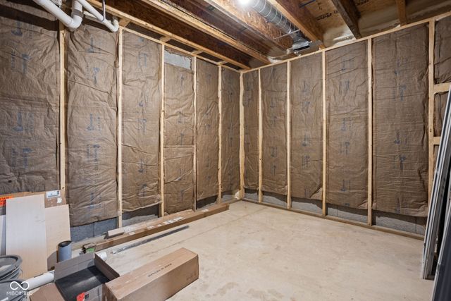 5713 Upper Garden Way, Zionsville, IN 46077