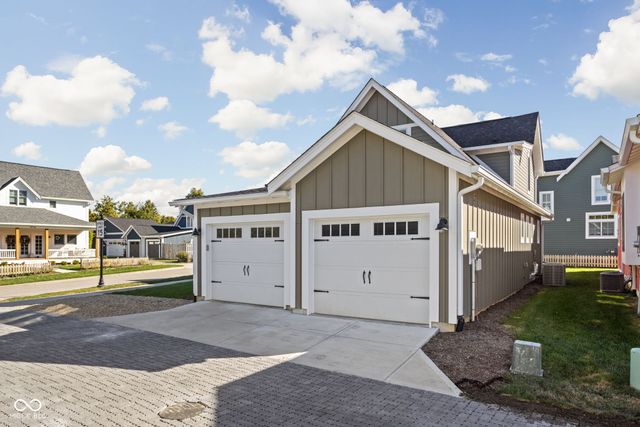 5713 Upper Garden Way, Zionsville, IN 46077