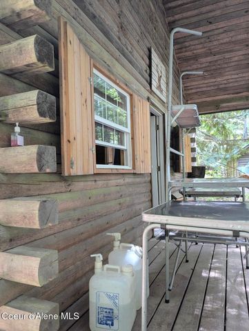 1628 Morris Rd, Naples, ID 83847