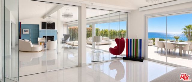 18222 Coastline Drive, Malibu, CA 90265