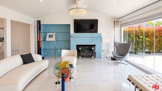 18222 Coastline Drive, Malibu, CA 90265