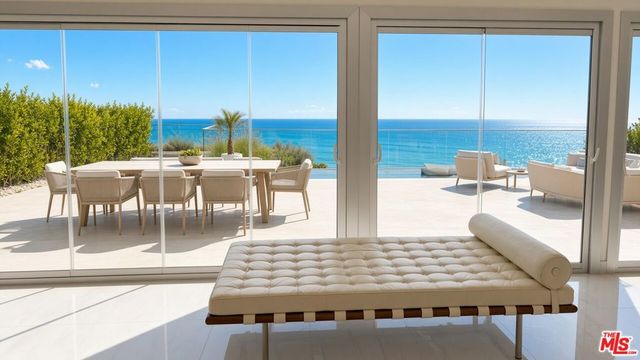 18222 Coastline Drive, Malibu, CA 90265