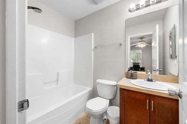 2927 SW 35TH PLACE 113, Gainesville, FL 32608